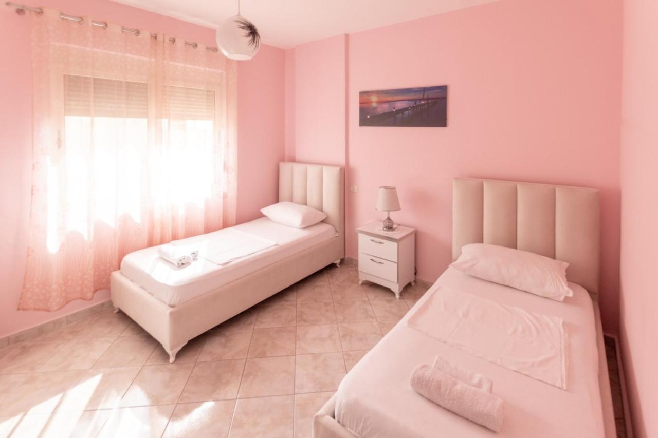 Spacious 2 Bedroom Apartment In Durres Beach Exteriör bild