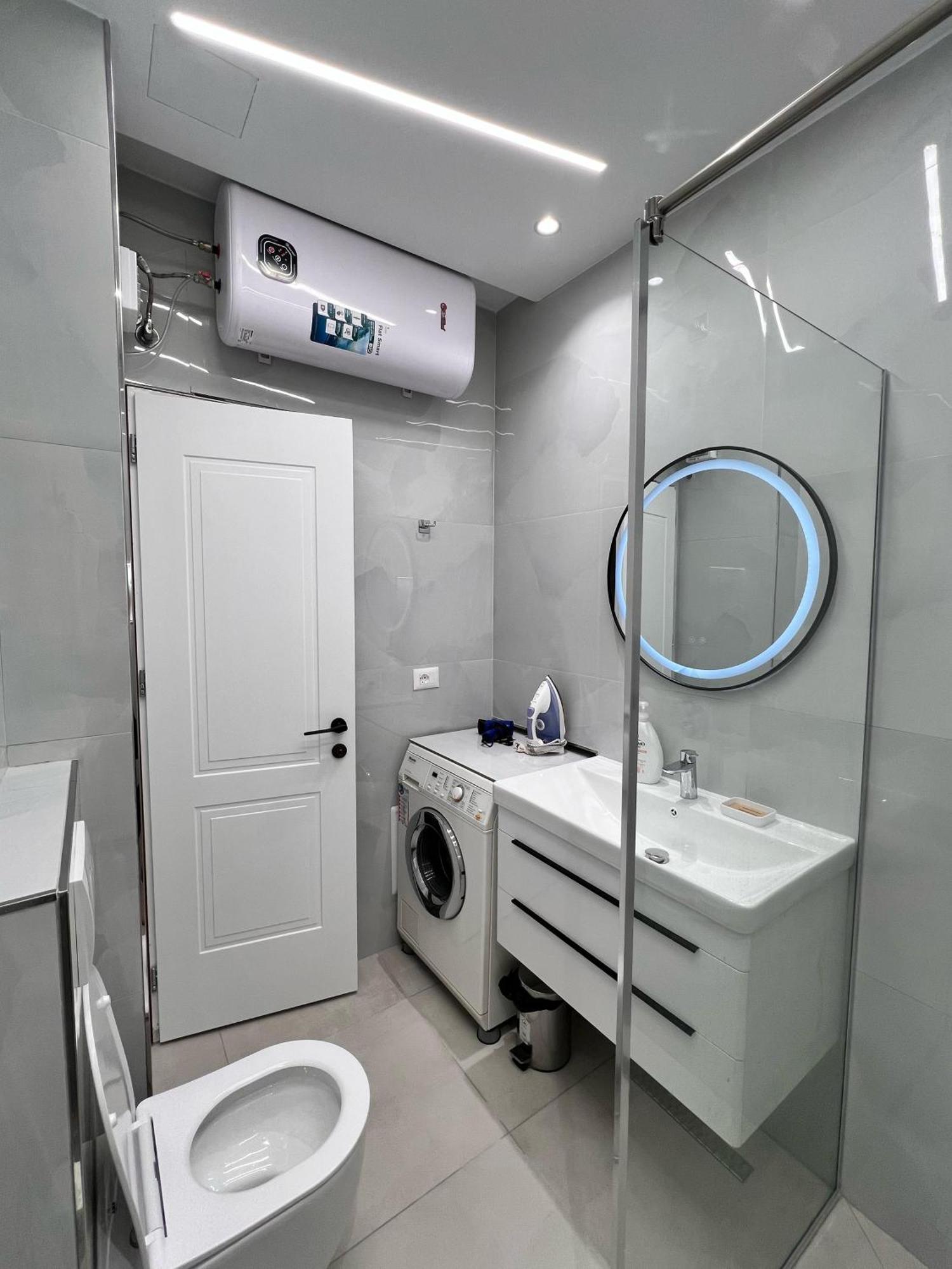 Spacious 2 Bedroom Apartment In Durres Beach Exteriör bild